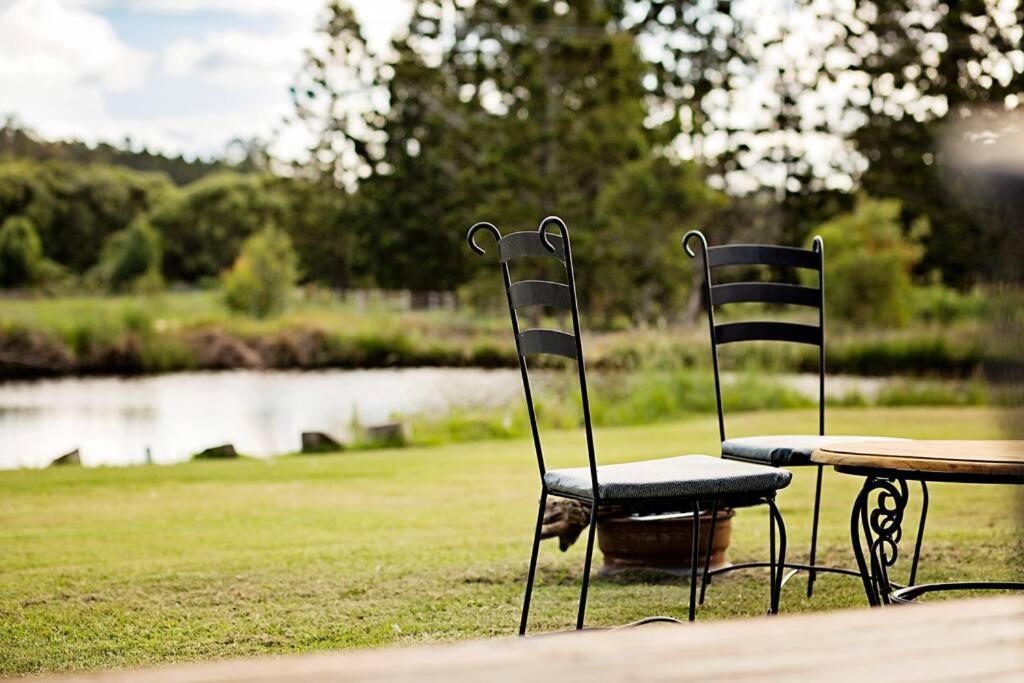 Pinbarren Green Lodges Noosa Extérieur photo