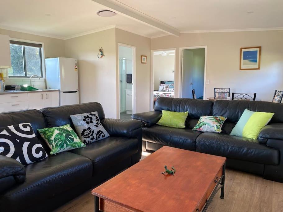 Pinbarren Green Lodges Noosa Extérieur photo
